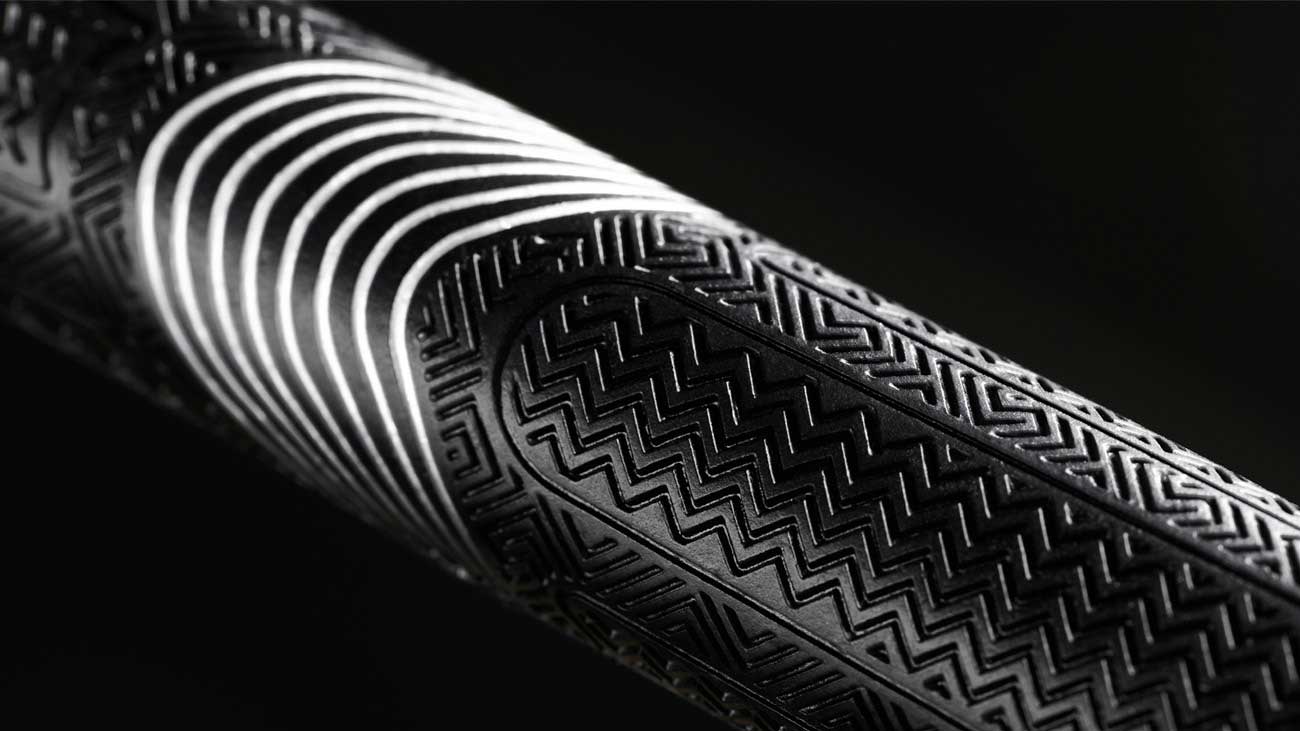 closeup of the texture of a Sonar+ Blavk grip from Lamkin Golf Grips