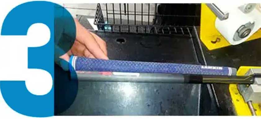 Blue Lamkin grip being measured